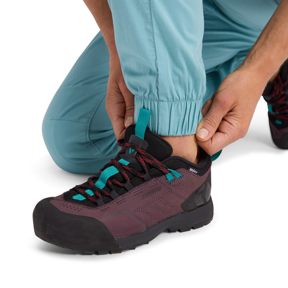 ŽENSKE HLAČE NOTION SP