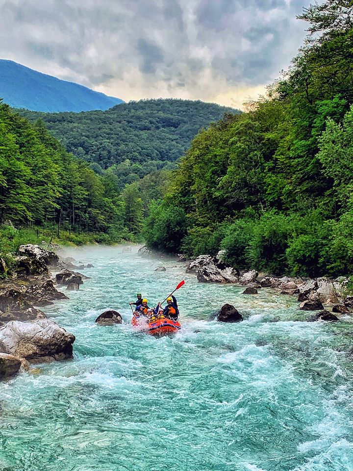 RAFTING NA SOČI - Alpska Šola Bovec