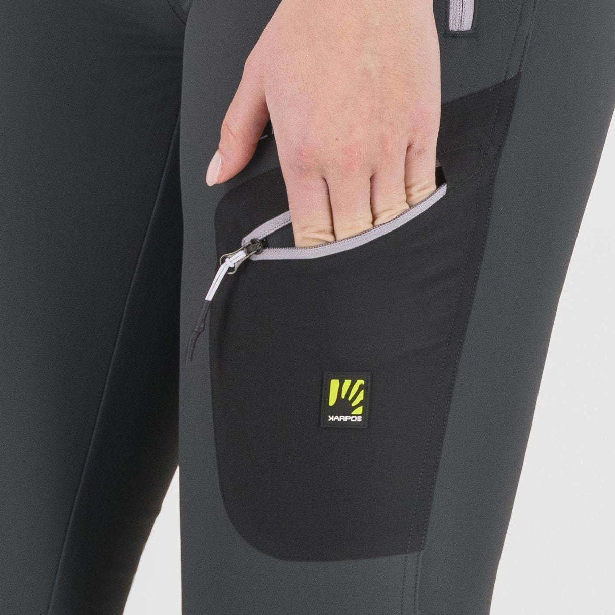 ŽENSKE HLAČE SCARNIA UP