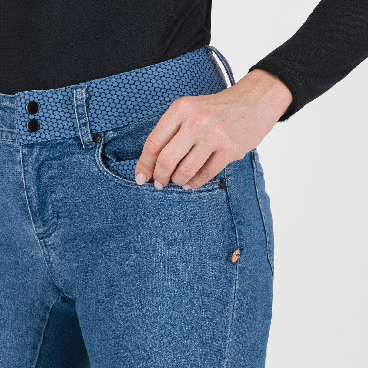 ŽENSKE HLAČE LARICE JEANS